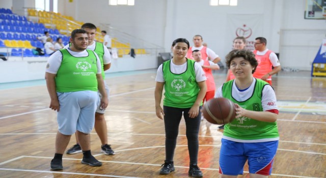 Edremit, Özel Olimpiyatlara ev sahipliği yaptı