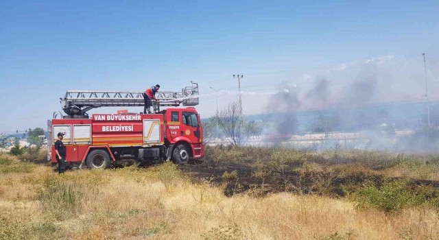 Edremitte bahçe yangını