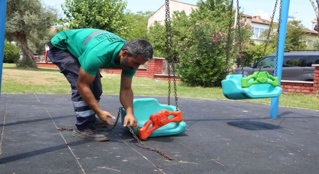 Efelerde parklar çocuklar için hazırlanıyor