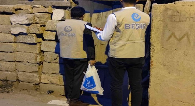 Elazığda 526 aileye kurbanlık et dağıtıldı