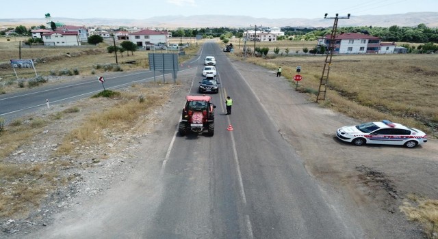 Elazığda dron destekli trafik denetimi