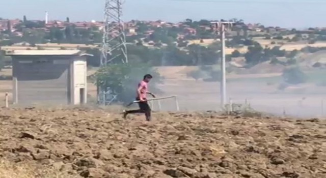 Elektrik direğinde çıkan yangın korkuttu