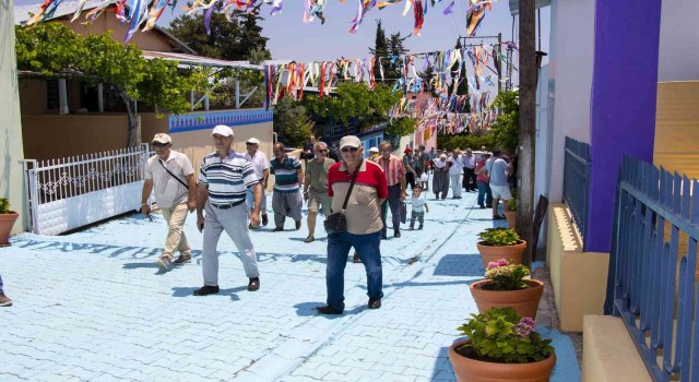 Emekli Evi üyeleri köy havası aldı