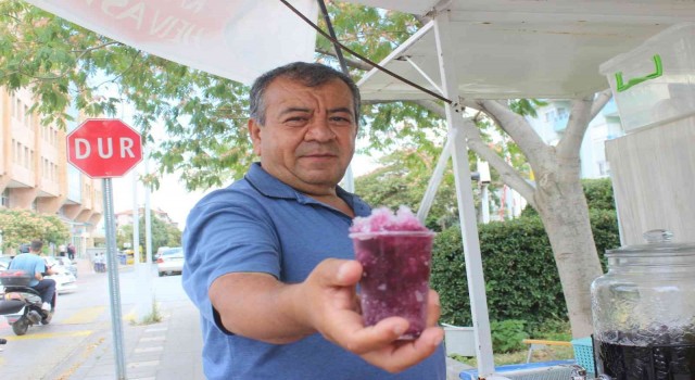 Emekli oldu, Salihliyi kar helvasıyla tanıştırdı