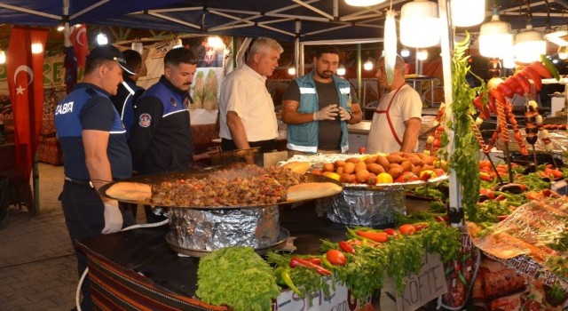 Emet festival alanında gıda denetimi