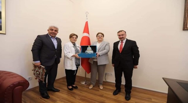 Emet ve Hisarcık Belediye Başkanlarının Ankara temasları