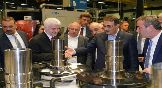 Enerji ve Tabii Kaynaklar Bakanı Fatih Dönmez TEIyi ziyaret etti