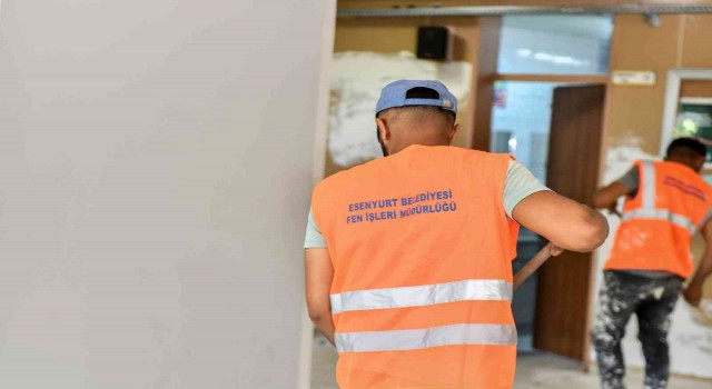Esenyurtta okullar yenileniyor