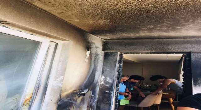 Evde çıkan yangın hasara neden oldu