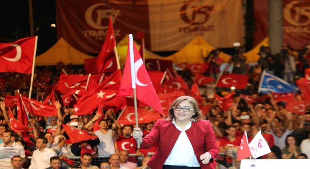 Fatma Şahinden 15 Temmuz Demokrasi ve Milli Birlik Günü mesajı