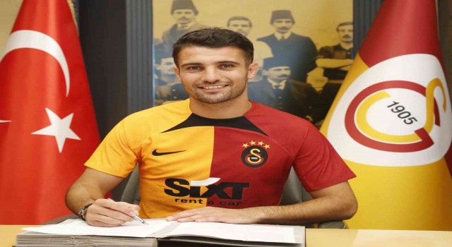 Galatasaray, Duboisi kadrosuna kattı