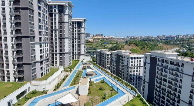 Gaziosmanpaşada kentsel dönüşüm çerçevesinde inşa edilen konutlar yeni sahiplerini bekliyor