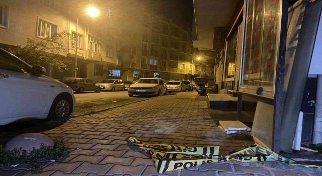 Gaziosmanpaşada kıskançlık krizine giren koca dehşet saçtı: 2 ölü, 3 yaralı