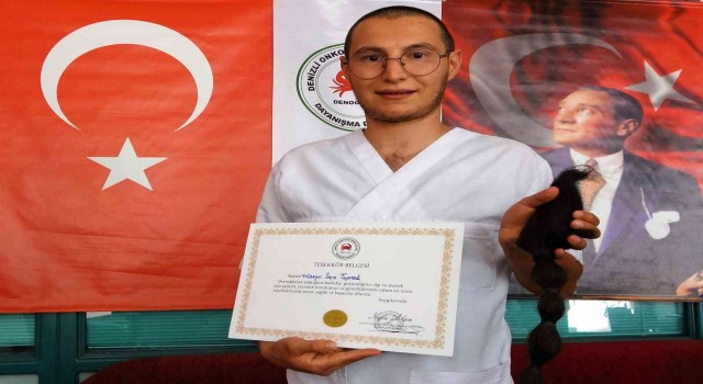 Genç eczacı gözü gibi baktığı saçını onkoloji hastaları için kestirdi