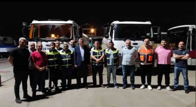 Gölcük Belediyesi ekipleri Datçadaki yangınla mücadele için yola çıktı