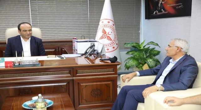 Güderden İl Sağlık Müdürü Berke hayırlı olsun ziyareti