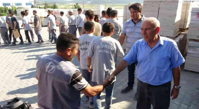 Hürok Mermerde bayramlaşma coşkusu