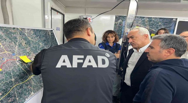 İçişleri Bakan Yardımcısı Mehmet Ersoy arama çalışmalarını inceledi