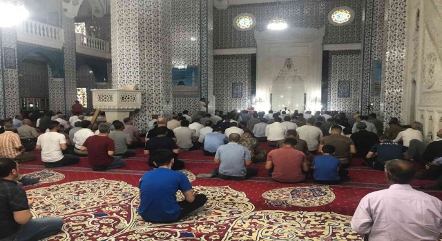 Iğdırda 15 Temmuz şehitleri için mevlit okutuldu