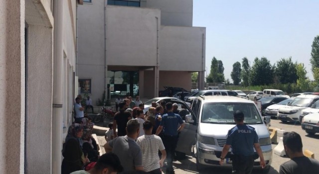 Iğdırda çıkan silahlı kavgada 8 kişi yaralandı