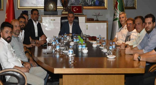 İnegölspor, Bursasporu ziyaret etti