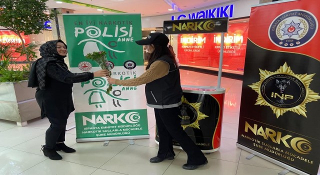 Ispartada 7 bin kişi uyuşturucuyla mücadele konusunda bilgilendirildi