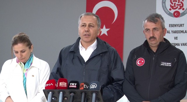 İstanbul Valisi Yerlikaya: “Şiddetli yağış uyarısı akşam 22.00a kadar devam ediyor”