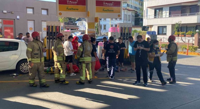 İstanbulda akaryakıt istasyonunda dehşet anları: 3 yaralı