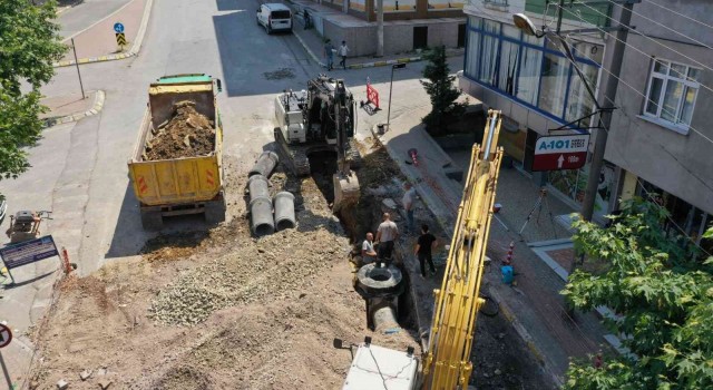 İstiklal Caddesinde altyapı çalışması devam ediyor