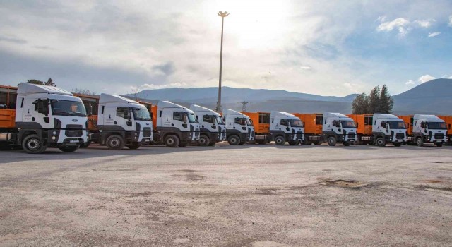 İZBETONdan makine parkına 100 milyon liralık yatırım
