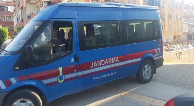 İzmirde cinayetle biten çocuk kavgasında 3 tutuklama