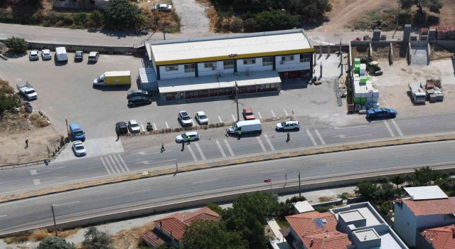 İzmirde jandarmadan helikopterle trafik denetimi