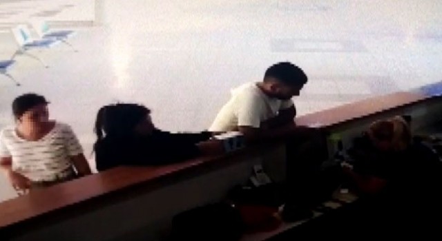 İzmirde sadaka kutusunu çalan hırsızlar kamerada