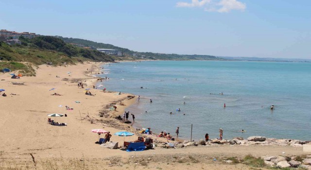 Karadenize en çok kıyısı olan Sinopta mavi bayrak yok