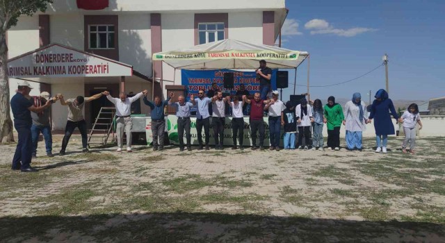 Karadenizliler Vanda bir araya gelerek doyasıya eğlendiler