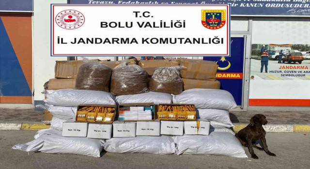 Kargo araçlarına kaçak tütün operasyonu: 7 gözaltı