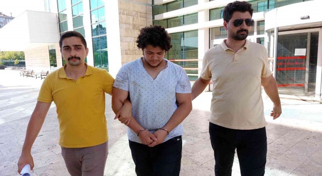 Karısını boğmaya çalışan yabancı kocadan ilginç savunma: Şeytan istedi