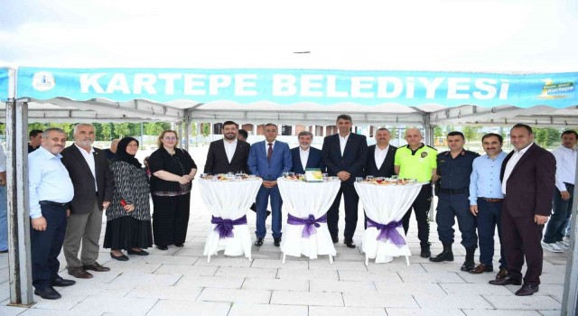 Kartepede geleneksel kent bayramlaşması