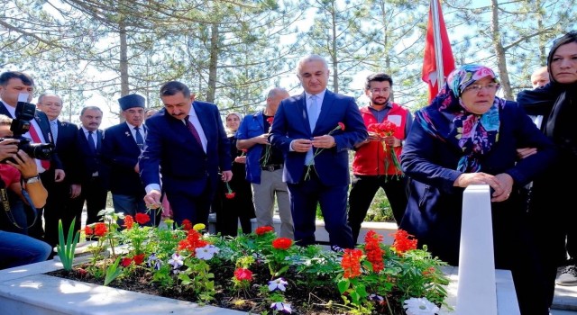Kastamonuda 15 Temmuz Demokrasi ve Milli Birlik Gününde şehitler anıldı