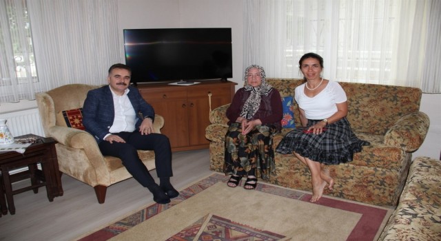 Kaymakam Odabaştan şehit ve gazi ailelerine bayram ziyareti