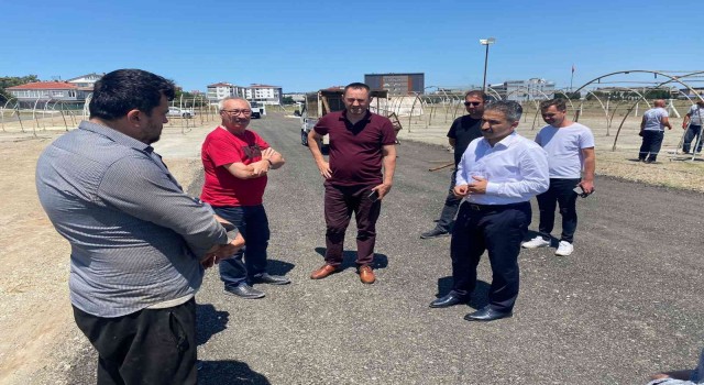 Kaymakam Taşçı kurban satış ve kesim alanını inceledi