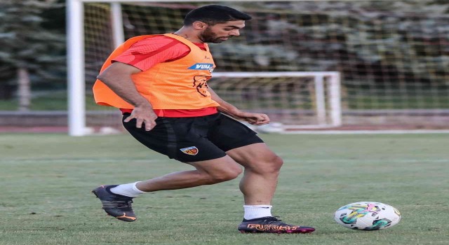 Kayserispor, Ali Kariminin lisansını çıkardı
