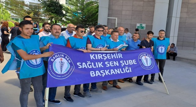 Kırşehirde sağlık çalışanları doktor ölümüne tepki gösterdi