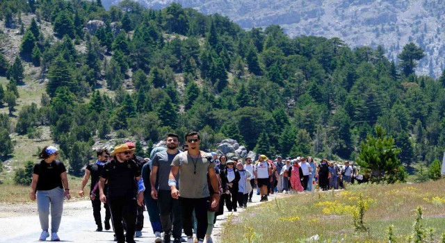 Konya Büyükşehir doğaseverleri Konyanın güzellikleriyle buluşturuyor