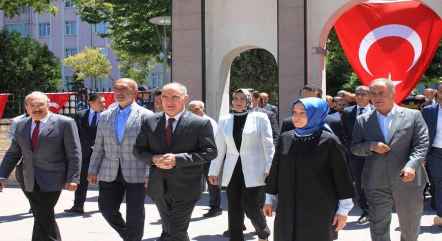 Konyada 15 Temmuz etkinliklerinde şehitler dualarla yad edildi