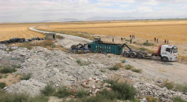 Konyada çevreye kimyasal atık atan 3 kişiye 38 milyon ceza