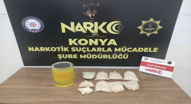 Konyada zehir tacirlerine operasyon: 8 tutuklama