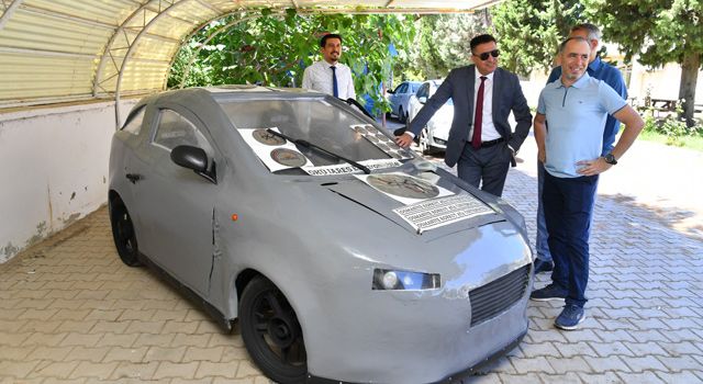 Korkut Ata Üniversitesi’nin elektrikli aracı yarışma için yola çıktı