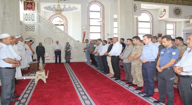 Kulpta 15 Temmuz şehitleri için mevlit okundu