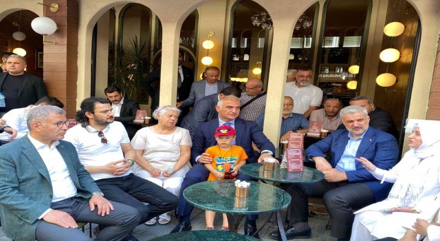 Kültür ve Turizm Bakanı Mehmet Nuri Ersoy Üsküdarda esnaf ziyareti gerçekleştirdi